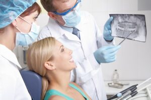 English speaking dentists in Medellin